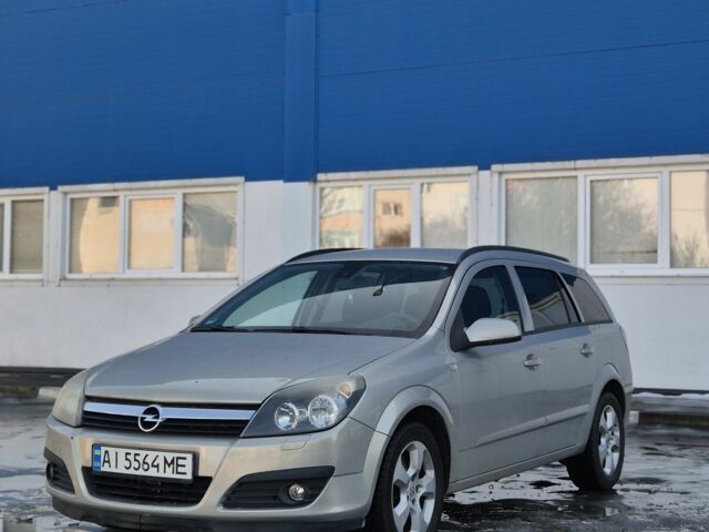 Серый Опель Астра, объемом двигателя 1.9 л и пробегом 320 тыс. км за 5499 $, фото 1 на Automoto.ua