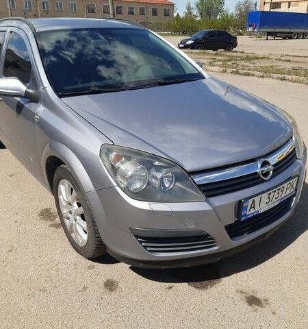 Серый Опель Астра, объемом двигателя 1.6 л и пробегом 165 тыс. км за 5700 $, фото 1 на Automoto.ua