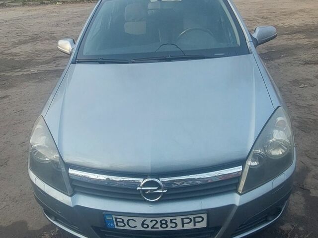 Серый Опель Астра, объемом двигателя 1.9 л и пробегом 264 тыс. км за 4500 $, фото 1 на Automoto.ua