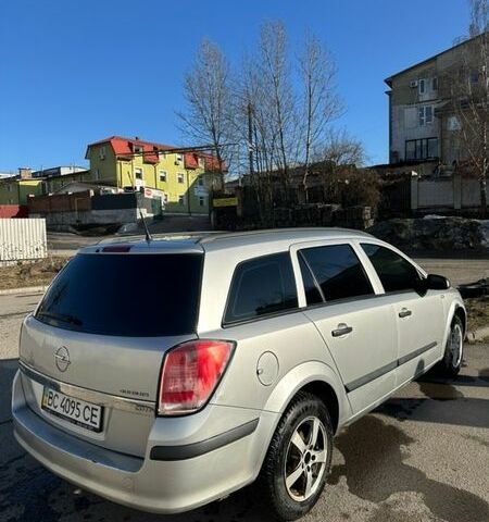 Сірий Опель Астра, об'ємом двигуна 1.3 л та пробігом 364 тис. км за 4300 $, фото 1 на Automoto.ua