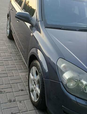 Серый Опель Астра, объемом двигателя 1.9 л и пробегом 453 тыс. км за 4700 $, фото 1 на Automoto.ua