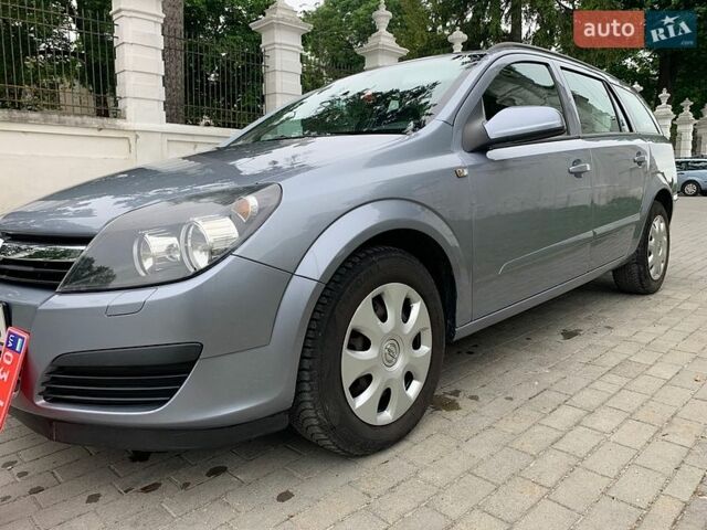 Серый Опель Астра, объемом двигателя 1.4 л и пробегом 171 тыс. км за 4850 $, фото 1 на Automoto.ua