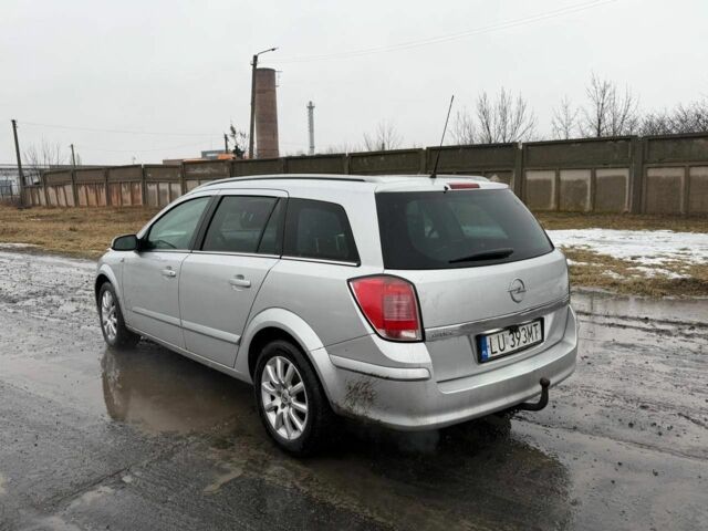 Серый Опель Астра, объемом двигателя 0 л и пробегом 290 тыс. км за 3100 $, фото 1 на Automoto.ua