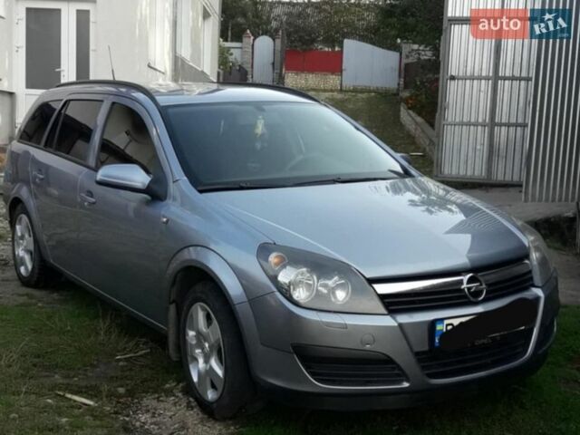 Серый Опель Астра, объемом двигателя 1.7 л и пробегом 307 тыс. км за 5000 $, фото 1 на Automoto.ua