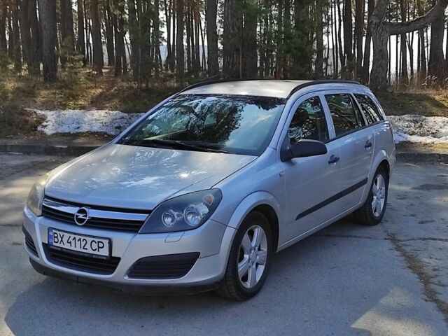 Серый Опель Астра, объемом двигателя 1.9 л и пробегом 340 тыс. км за 4300 $, фото 1 на Automoto.ua