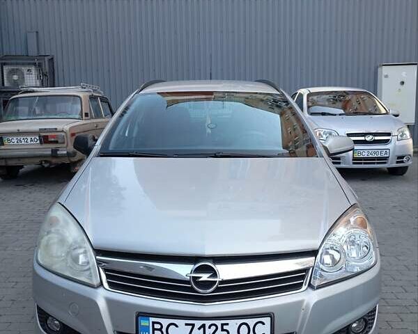 Сірий Опель Астра, об'ємом двигуна 1.69 л та пробігом 248 тис. км за 4800 $, фото 1 на Automoto.ua