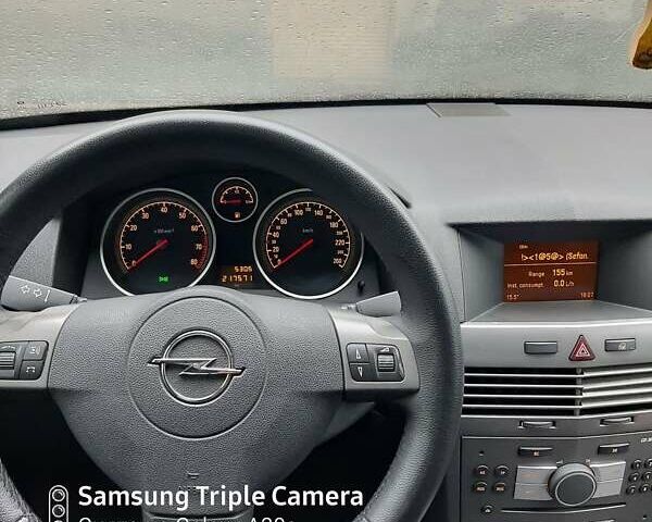 Сірий Опель Астра, об'ємом двигуна 1.8 л та пробігом 218 тис. км за 5300 $, фото 1 на Automoto.ua