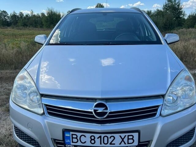 Сірий Опель Астра, об'ємом двигуна 1.6 л та пробігом 221 тис. км за 5200 $, фото 1 на Automoto.ua