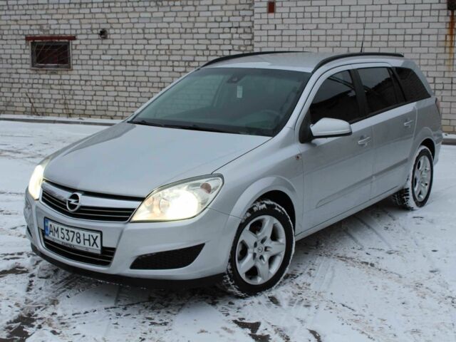 Сірий Опель Астра, об'ємом двигуна 1.7 л та пробігом 303 тис. км за 5199 $, фото 1 на Automoto.ua
