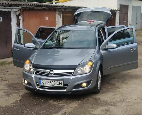 Сірий Опель Астра, об'ємом двигуна 1.69 л та пробігом 238 тис. км за 4250 $, фото 1 на Automoto.ua
