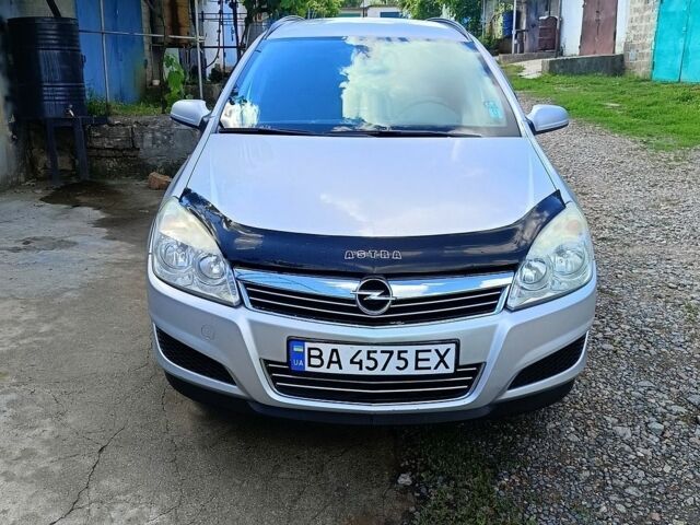 Сірий Опель Астра, об'ємом двигуна 1.7 л та пробігом 297 тис. км за 5300 $, фото 1 на Automoto.ua