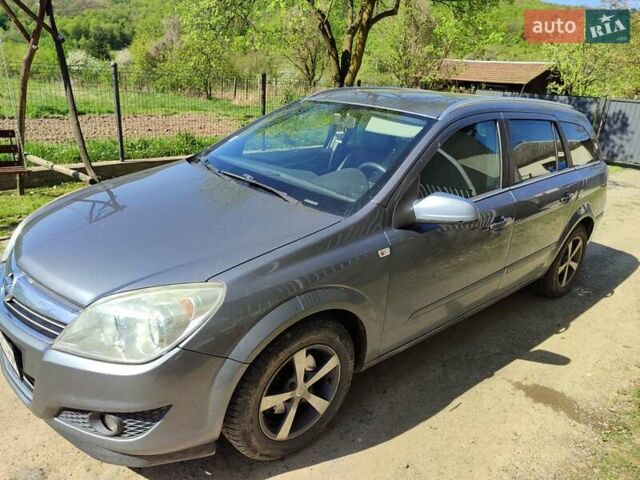 Серый Опель Астра, объемом двигателя 0 л и пробегом 140 тыс. км за 5300 $, фото 1 на Automoto.ua