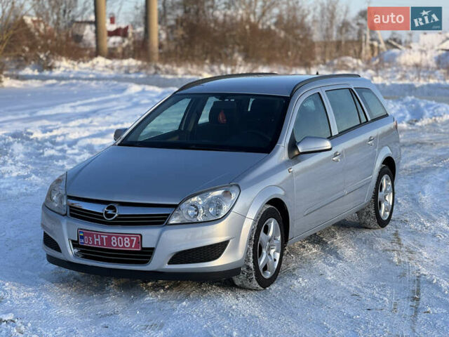 Сірий Опель Астра, об'ємом двигуна 1.6 л та пробігом 215 тис. км за 4950 $, фото 1 на Automoto.ua