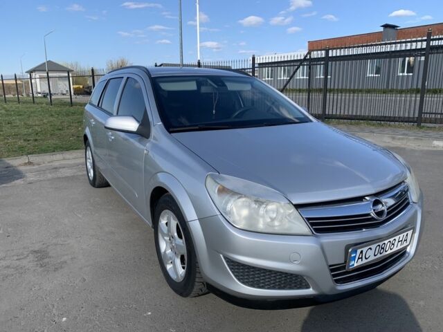 Серый Опель Астра, объемом двигателя 1.6 л и пробегом 254 тыс. км за 5000 $, фото 1 на Automoto.ua