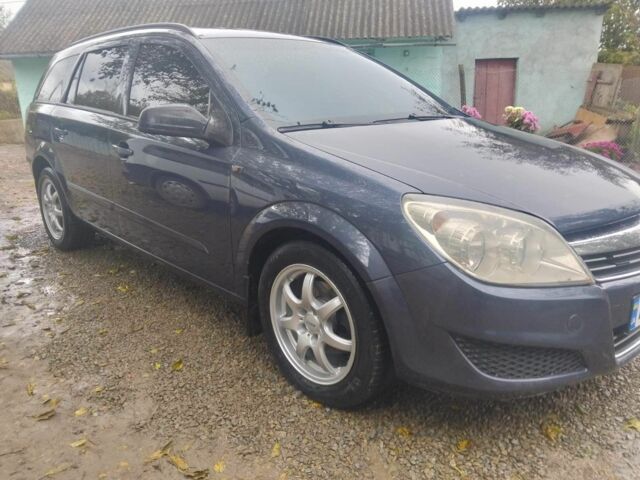 Опель Астра 2007 в Каменце-Подольском на Automoto.ua Серый Опель Астра, объемом двигателя 1.7 л и пробегом 320 тыс. км за 4600 $, фото 1 на Automoto.ua