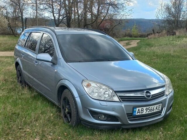 Сірий Опель Астра, об'ємом двигуна 1.6 л та пробігом 223 тис. км за 4900 $, фото 1 на Automoto.ua
