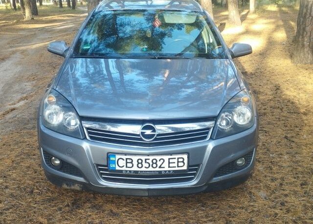 Серый Опель Астра, объемом двигателя 1.9 л и пробегом 310 тыс. км за 5700 $, фото 1 на Automoto.ua