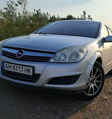 Сірий Опель Астра, об'ємом двигуна 1.6 л та пробігом 264 тис. км за 4600 $, фото 1 на Automoto.ua