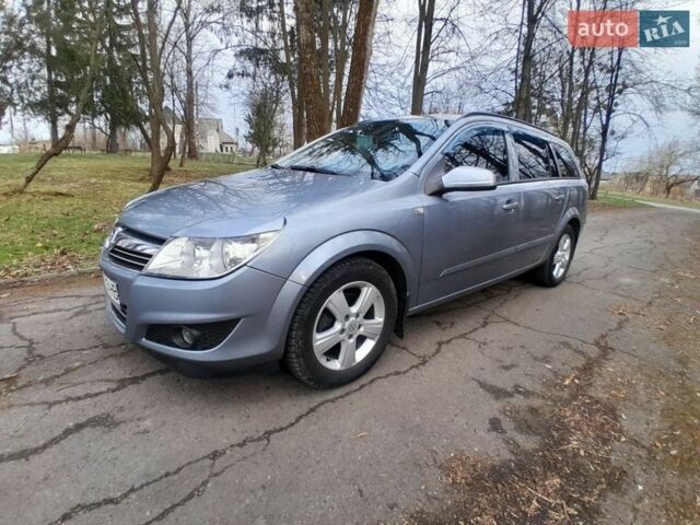 Серый Опель Астра, объемом двигателя 1.69 л и пробегом 305 тыс. км за 5300 $, фото 1 на Automoto.ua