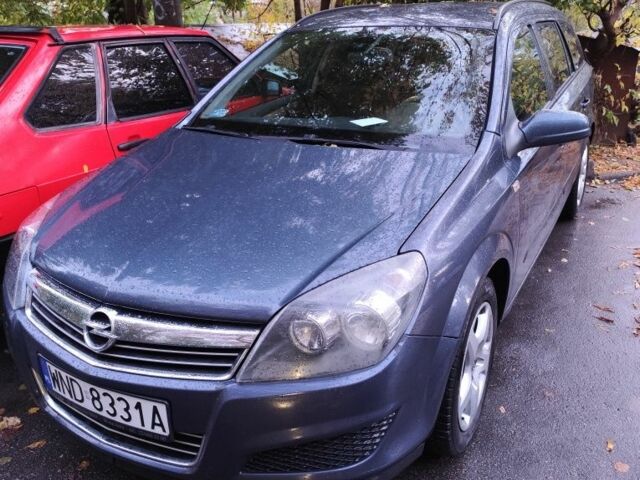 Опель Астра 2007 в Запорожье на Automoto.ua Серый Опель Астра, объемом двигателя 0 л и пробегом 365 тыс. км за 2300 $, фото 1 на Automoto.ua