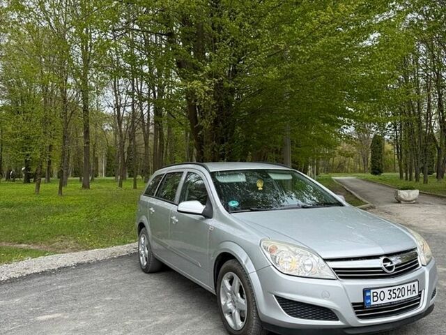 Сірий Опель Астра, об'ємом двигуна 1.6 л та пробігом 212 тис. км за 5500 $, фото 1 на Automoto.ua