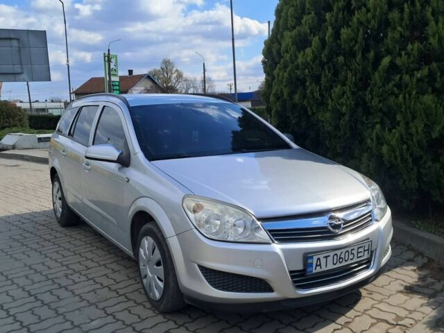 Серый Опель Астра, объемом двигателя 1.4 л и пробегом 260 тыс. км за 3900 $, фото 1 на Automoto.ua