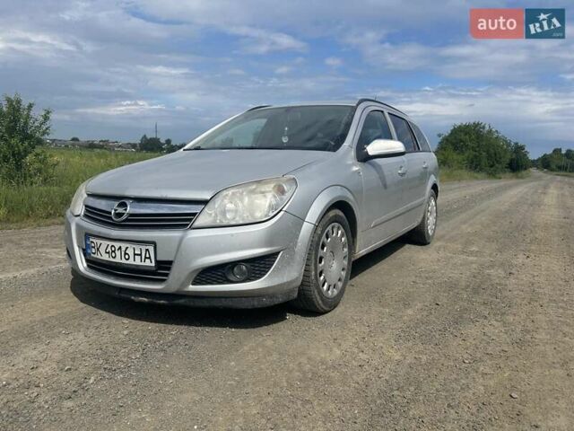 Сірий Опель Астра, об'ємом двигуна 1.6 л та пробігом 460 тис. км за 5200 $, фото 1 на Automoto.ua