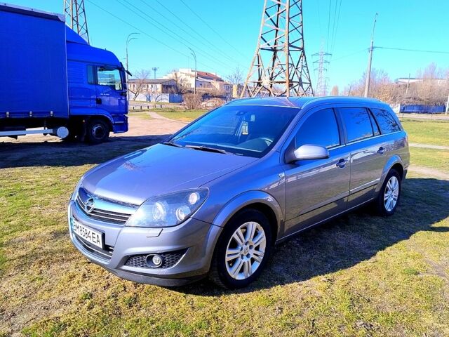 Сірий Опель Астра, об'ємом двигуна 1.9 л та пробігом 262 тис. км за 5000 $, фото 1 на Automoto.ua