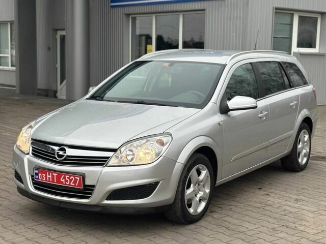 Сірий Опель Астра, об'ємом двигуна 1.6 л та пробігом 160 тис. км за 5400 $, фото 1 на Automoto.ua