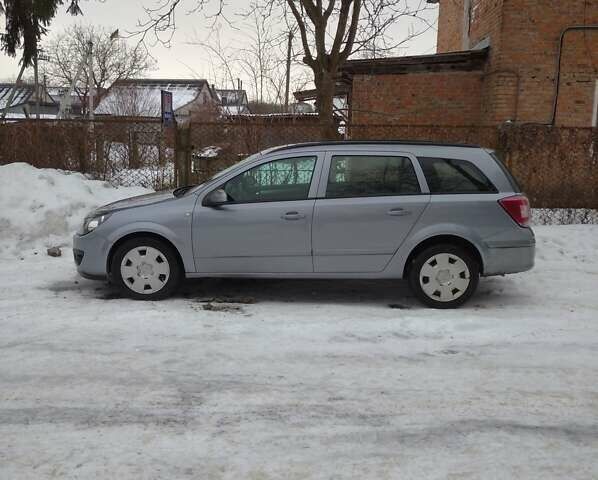 Сірий Опель Астра, об'ємом двигуна 1.6 л та пробігом 201 тис. км за 4400 $, фото 1 на Automoto.ua