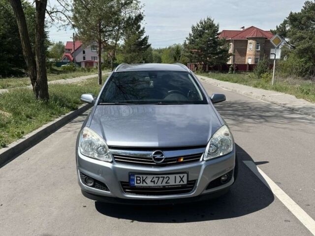 Сірий Опель Астра, об'ємом двигуна 1.6 л та пробігом 228 тис. км за 4900 $, фото 1 на Automoto.ua