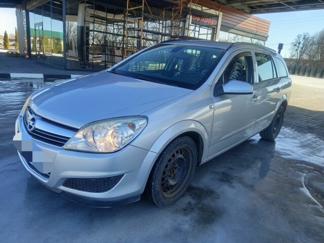 Серый Опель Астра, объемом двигателя 0 л и пробегом 216 тыс. км за 2150 $, фото 1 на Automoto.ua