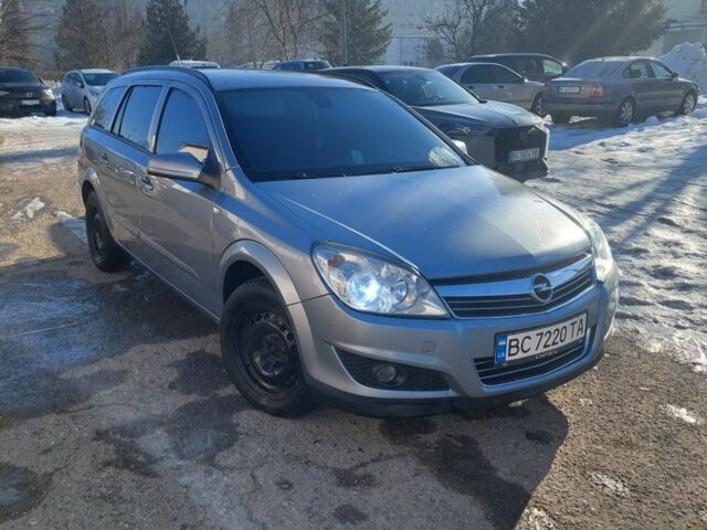 Серый Опель Астра, объемом двигателя 1.7 л и пробегом 264 тыс. км за 4999 $, фото 1 на Automoto.ua