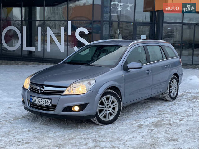 Сірий Опель Астра, об'ємом двигуна 1.6 л та пробігом 156 тис. км за 5990 $, фото 1 на Automoto.ua