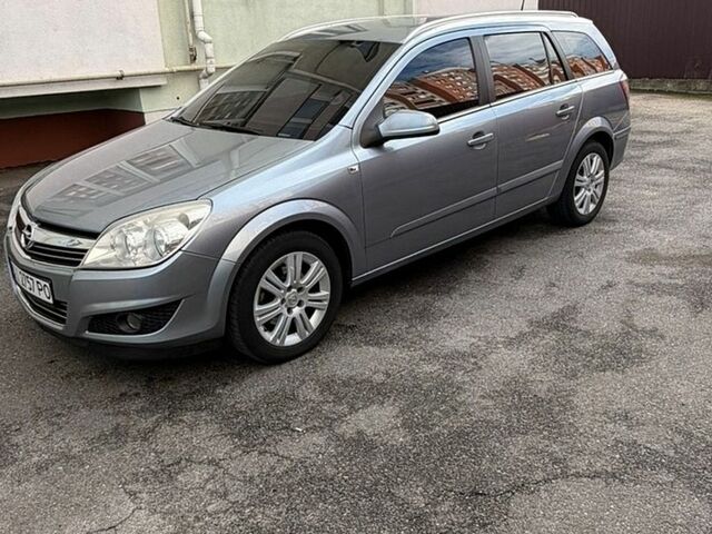 Сірий Опель Астра, об'ємом двигуна 1.6 л та пробігом 240 тис. км за 5300 $, фото 1 на Automoto.ua