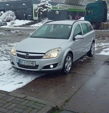 Сірий Опель Астра, об'ємом двигуна 1.7 л та пробігом 196 тис. км за 5250 $, фото 1 на Automoto.ua