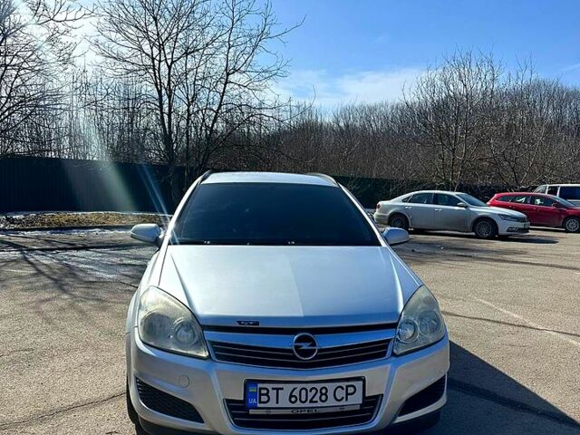 Серый Опель Астра, объемом двигателя 1.7 л и пробегом 208 тыс. км за 6200 $, фото 1 на Automoto.ua