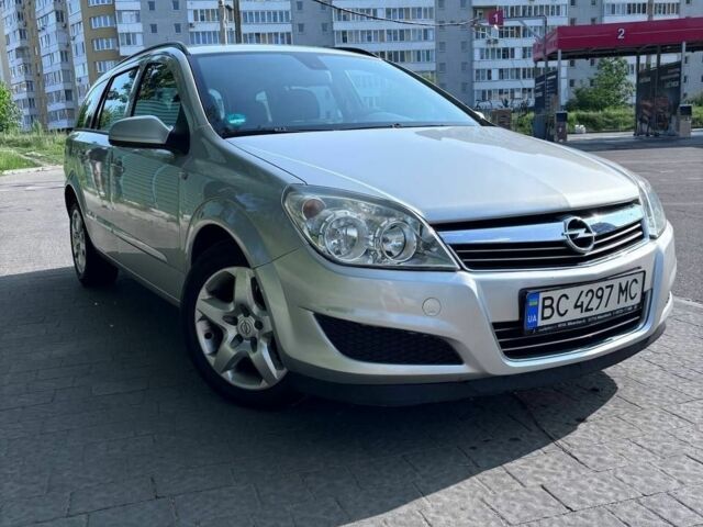 Серый Опель Астра, объемом двигателя 1.6 л и пробегом 208 тыс. км за 5100 $, фото 1 на Automoto.ua