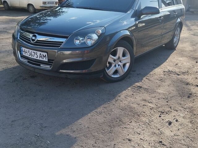 Сірий Опель Астра, об'ємом двигуна 1.6 л та пробігом 233 тис. км за 5300 $, фото 1 на Automoto.ua