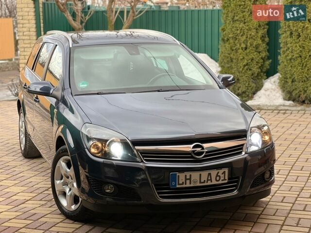 Сірий Опель Астра, об'ємом двигуна 1.6 л та пробігом 192 тис. км за 5850 $, фото 1 на Automoto.ua