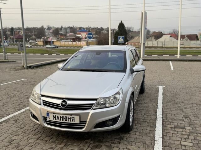 Сірий Опель Астра, об'ємом двигуна 1.7 л та пробігом 260 тис. км за 5500 $, фото 1 на Automoto.ua