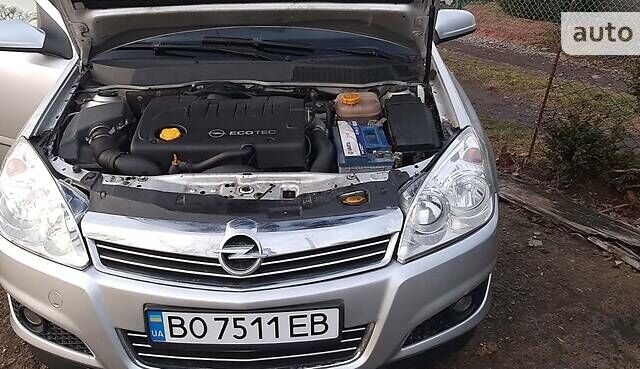 Серый Опель Астра, объемом двигателя 1.9 л и пробегом 250 тыс. км за 5300 $, фото 1 на Automoto.ua