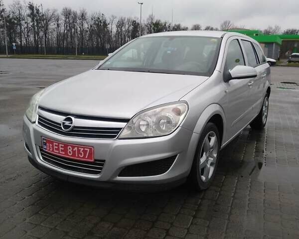 Серый Опель Астра, объемом двигателя 1.6 л и пробегом 284 тыс. км за 4700 $, фото 1 на Automoto.ua