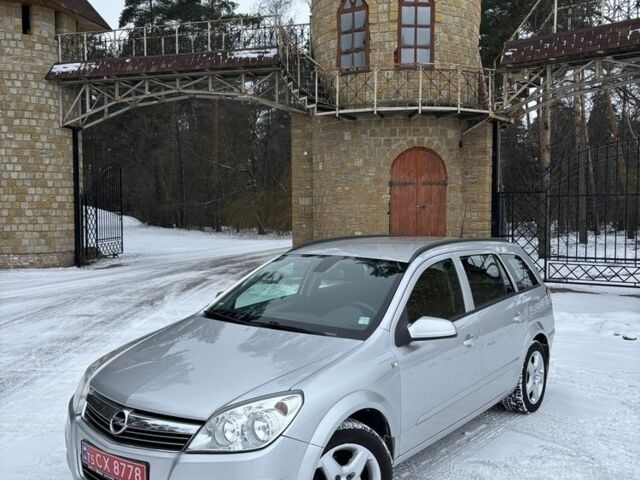 Серый Опель Астра, объемом двигателя 1.8 л и пробегом 172 тыс. км за 6200 $, фото 1 на Automoto.ua