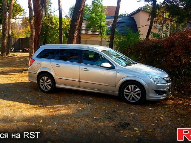 Серый Опель Астра, объемом двигателя 1.6 л и пробегом 281 тыс. км за 5200 $, фото 1 на Automoto.ua