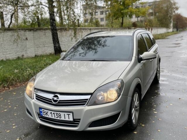Сірий Опель Астра, об'ємом двигуна 1.7 л та пробігом 300 тис. км за 4550 $, фото 1 на Automoto.ua