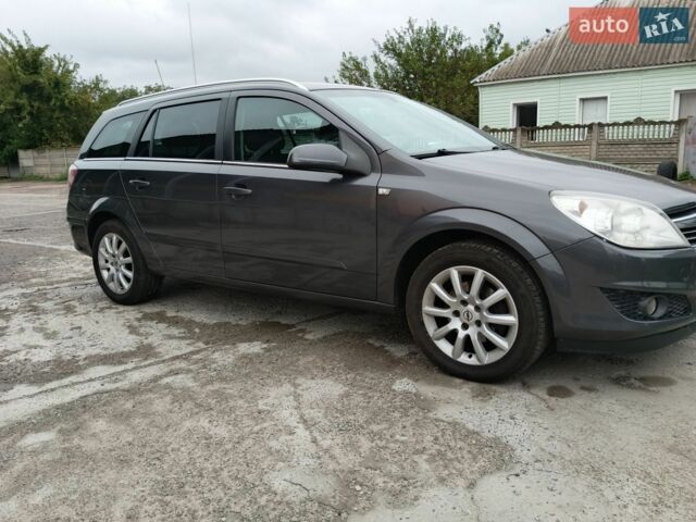Сірий Опель Астра, об'ємом двигуна 1.6 л та пробігом 207 тис. км за 5600 $, фото 1 на Automoto.ua