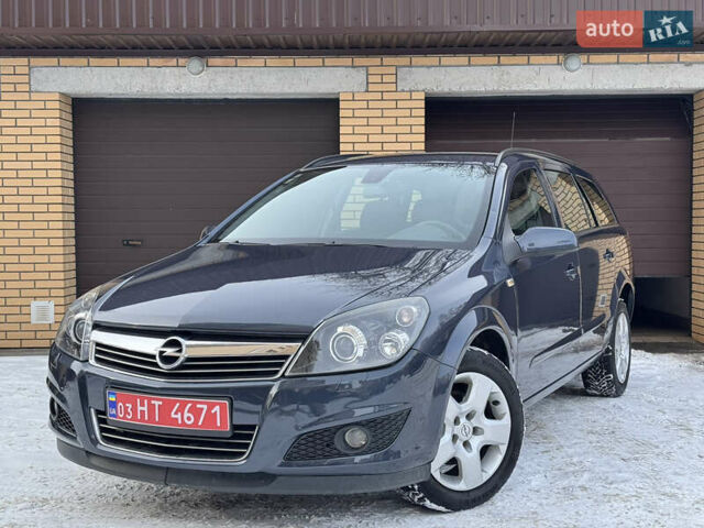Серый Опель Астра, объемом двигателя 1.6 л и пробегом 223 тыс. км за 5500 $, фото 1 на Automoto.ua