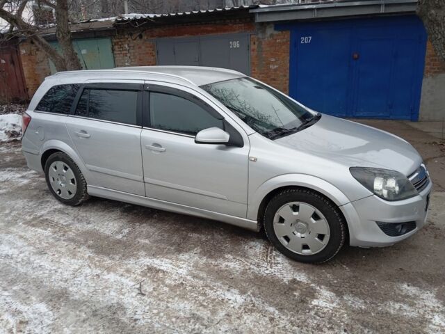 Сірий Опель Астра, об'ємом двигуна 0 л та пробігом 260 тис. км за 4950 $, фото 1 на Automoto.ua