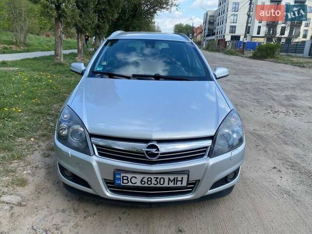 Сірий Опель Астра, об'ємом двигуна 1.7 л та пробігом 221 тис. км за 4800 $, фото 1 на Automoto.ua